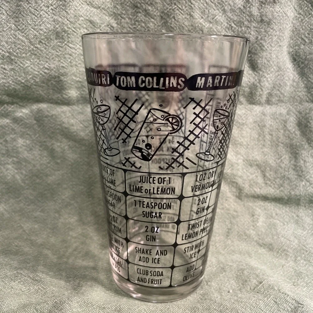 Vintage Federal Glass Bartender Bar Cocktail With 7 Mixed Drink Recipes 1950's